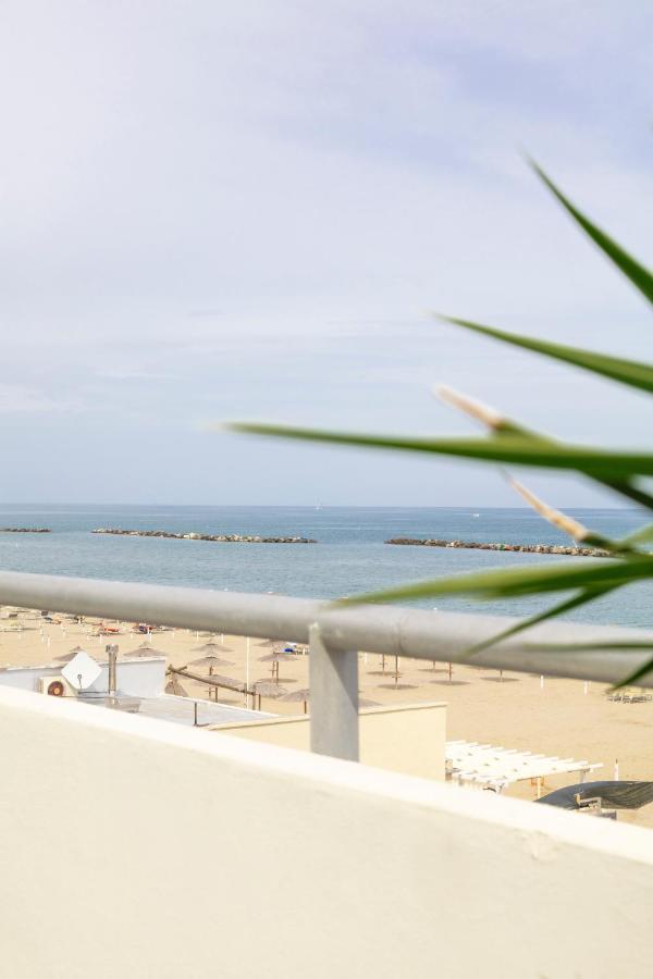 Hotel Igea Spiaggia Белларія-Іджеа-Марина Екстер'єр фото